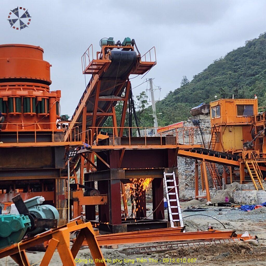 Thi công trạm nghiền đá 350 T/H